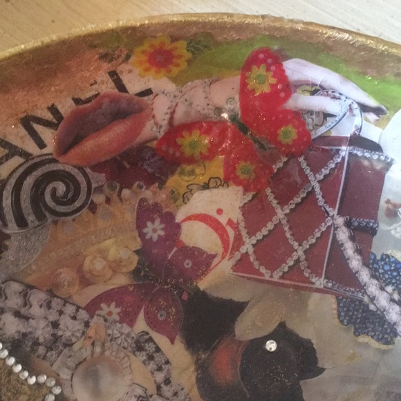 Beautiful accessories make life extraordinary! One of a kind, decoupaged bowl. - Picture 9 of 13
